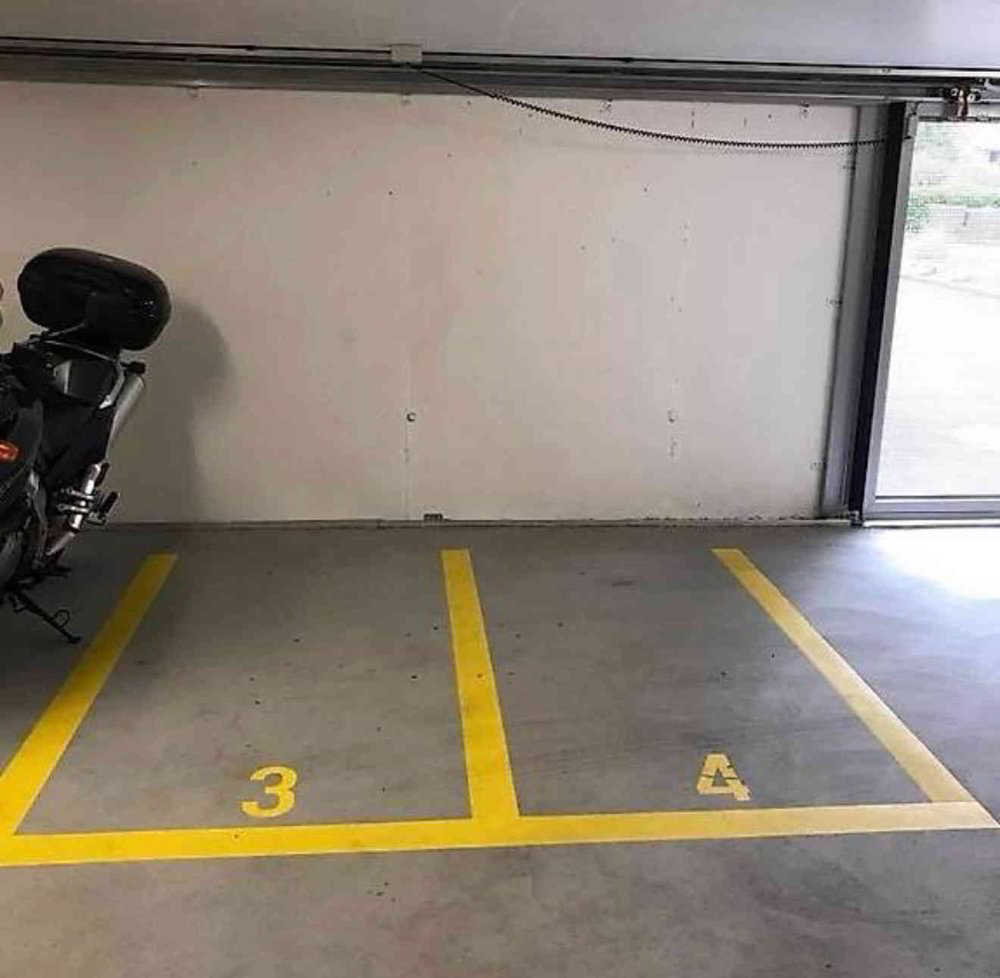 null Zimmer Parkplatz, Garage zu vermieten in Büttikon AG - Bild 1/2