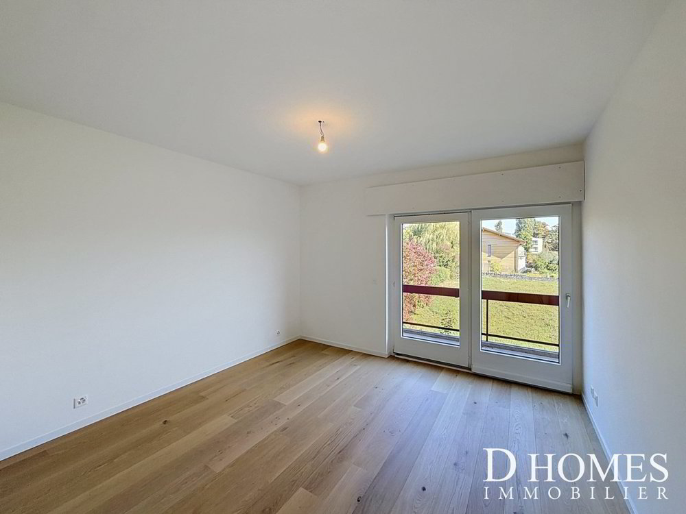 5 rooms Apartment to buy in Ecublens VD - image 1/13