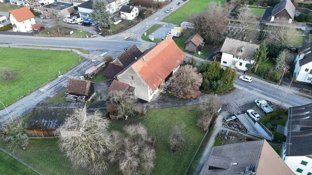 Ehemaliges Bauernhaus mit enormer Nutzungsreserve - Ansicht 2