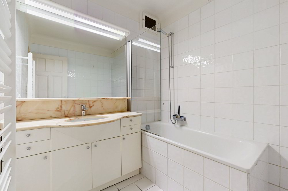 3 rooms Apartment for rent in Geneva - image 1/4