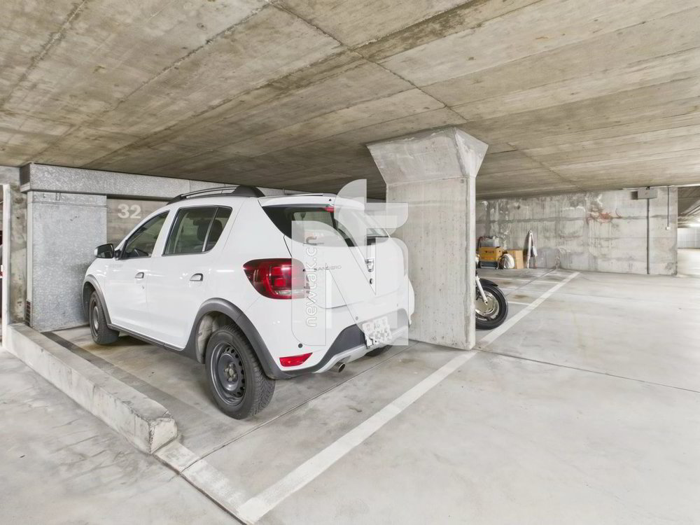 null rooms Car park, garage for rent in Rheinfelden - image 1/1
