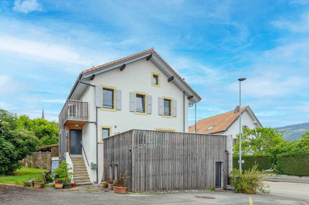 Casa di 5 locali in vendita a Suscévaz - immagine 1/10