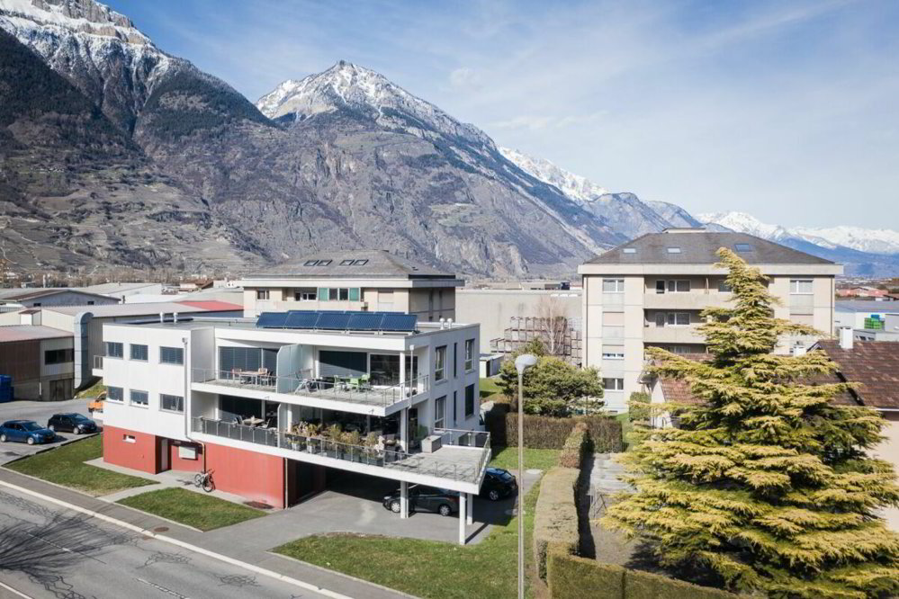 3 rooms Apartment for rent in Charrat - image 1/12