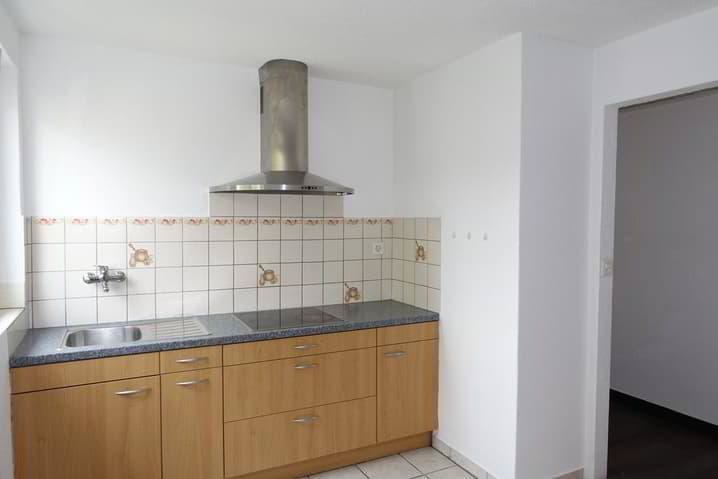 null rooms Office & Commercial to buy in Bassecourt - image 1/13