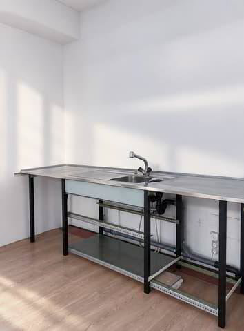 1 rooms Office & Commercial for rent in Biel/Bienne - image 1/5