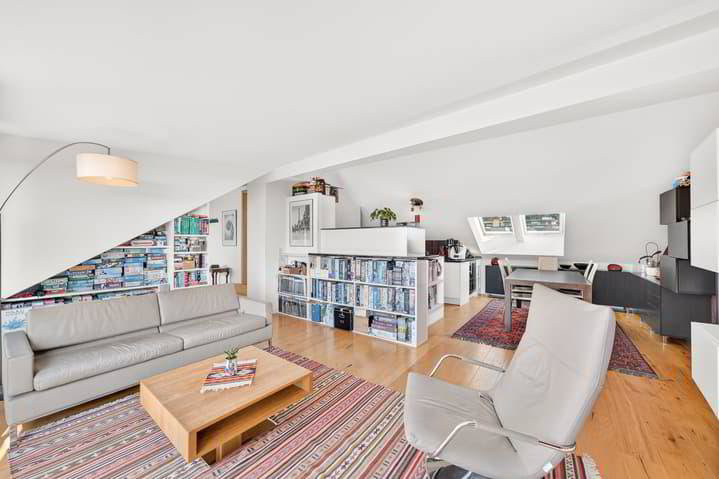 3.5 rooms Apartment to buy in Lausanne - image 1/13