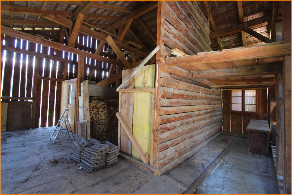 5 Zimmer Wohnung zum verkaufen in Waltensburg/Vuorz - Bild 1/13