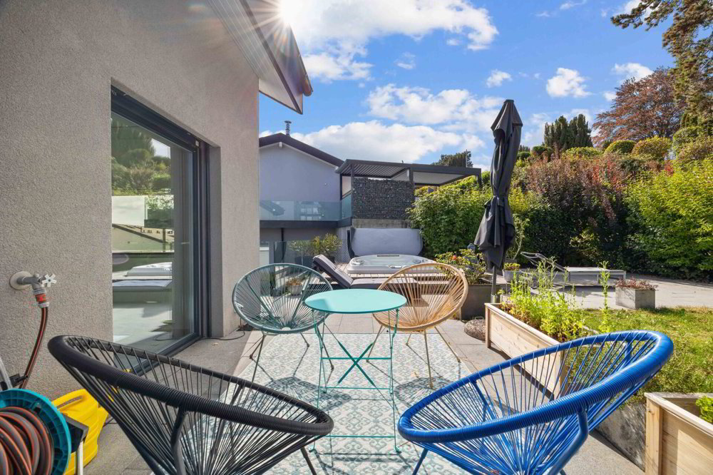 5.5 rooms House to buy in Apples - image 1/21