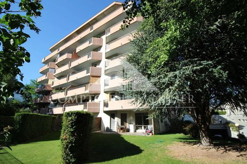 null rooms Car park, garage for rent in Martigny - image 1/1
