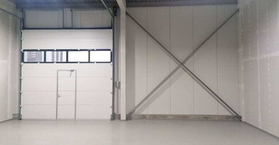 null rooms Office & Commercial for rent in Bouveret - image 1/4