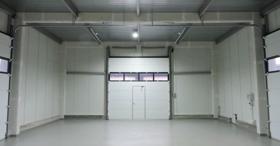 null rooms Office & Commercial for rent in Bouveret - image 1/6