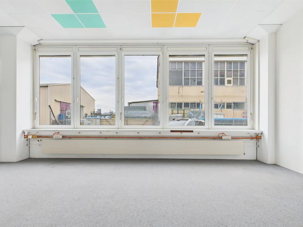 null rooms Office & Commercial for rent in Murten - image 1/9