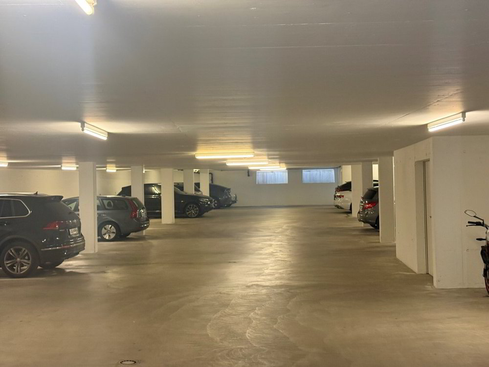 null rooms Car park, garage for rent in Widnau - image 1/3