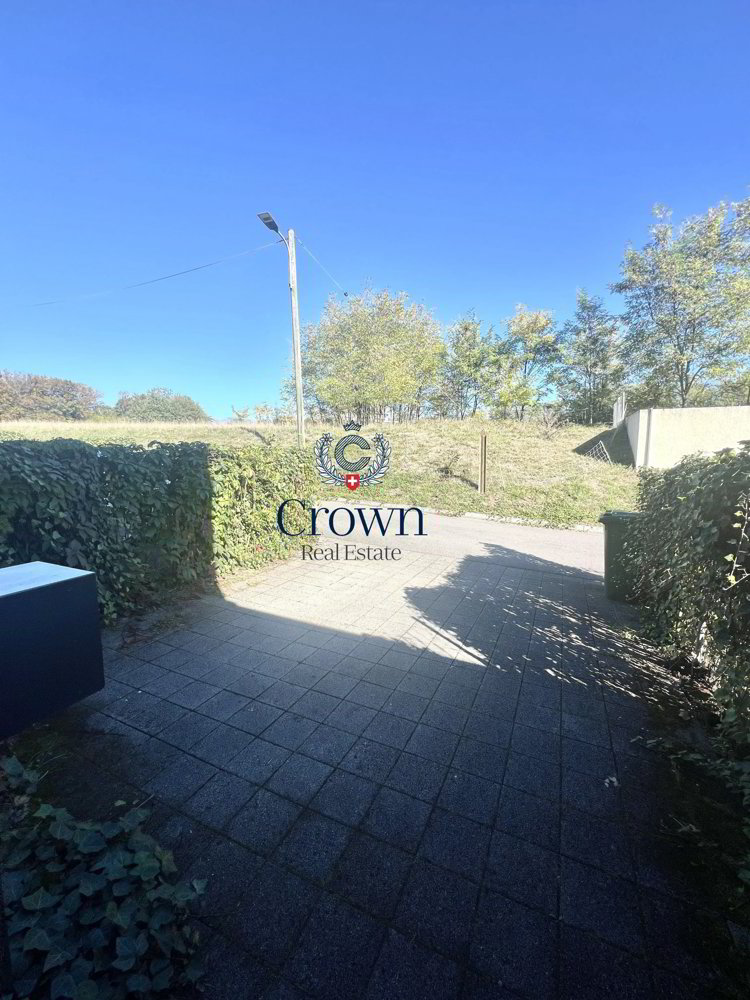 6 rooms House to buy in Bellevue - image 1/13