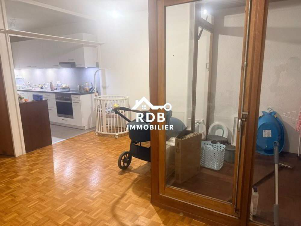 4 rooms Apartment for rent in Le Lignon - image 1/3