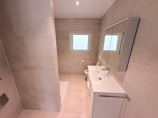 null rooms Apartment for rent in Ste-Croix - image 1/9