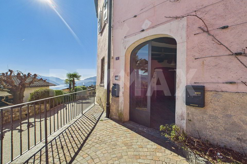 Casa di 8 locali in vendita a Lugano - immagine 1/13