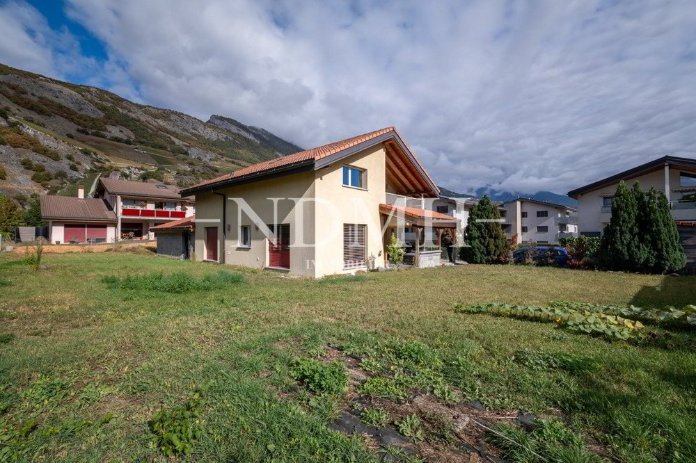 5 rooms House to buy in Vétroz - image 1/10