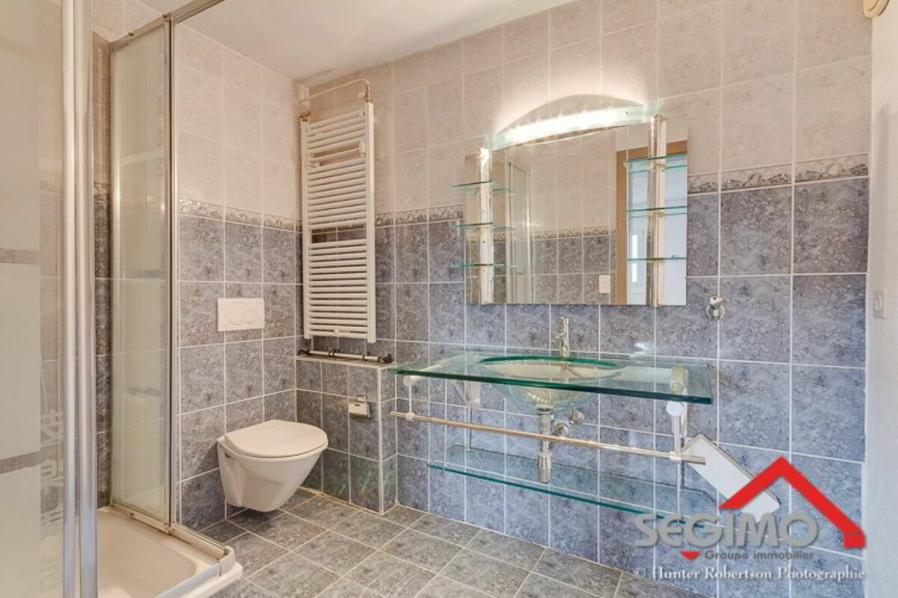 9 rooms Apartment to buy in Versoix - image 1/13