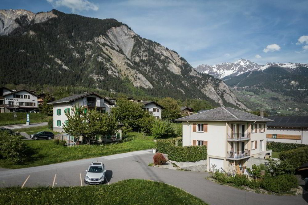 4 rooms Apartment to buy in Vollèges - image 1/13