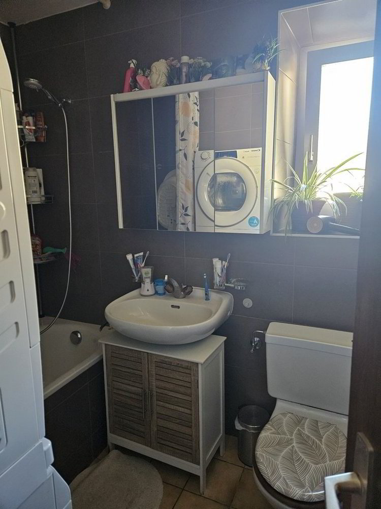 3.5 rooms Apartment for rent in Chippis - image 1/7