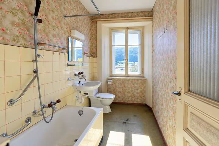 null rooms Office & Commercial to buy in Le Sentier - image 1/12
