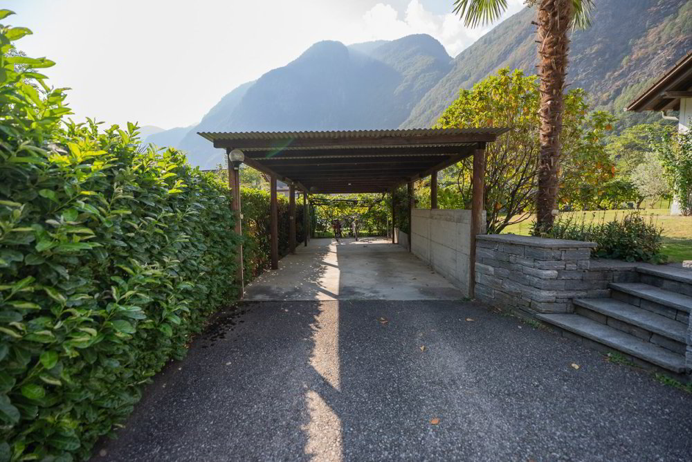 6 rooms House to buy in Cevio - image 1/20