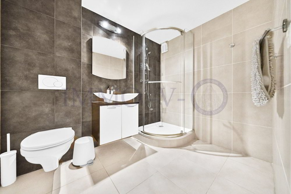 6.5 rooms House for rent in Crans-près-Céligny - image 1/18
