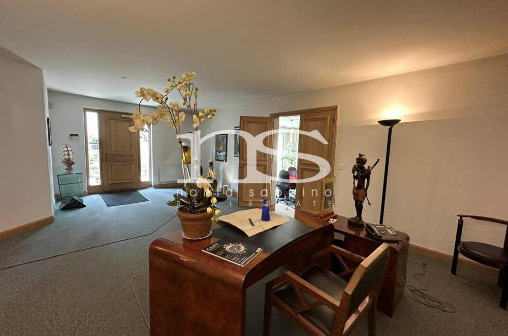 null rooms Office & Commercial for rent in Cologny - image 1/9