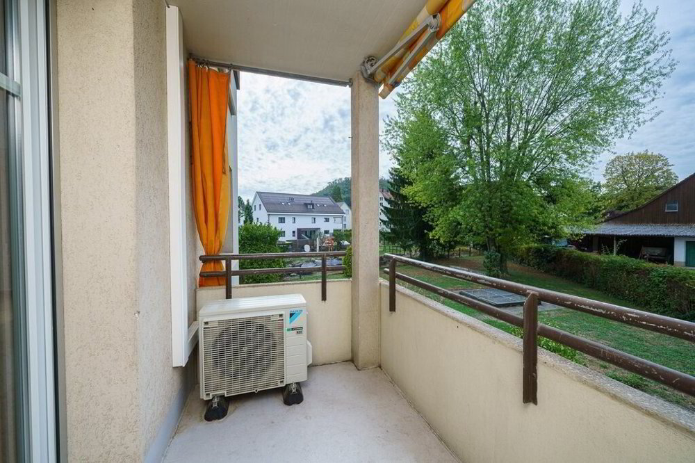 4 rooms Apartment for rent in Sissach - image 1/12
