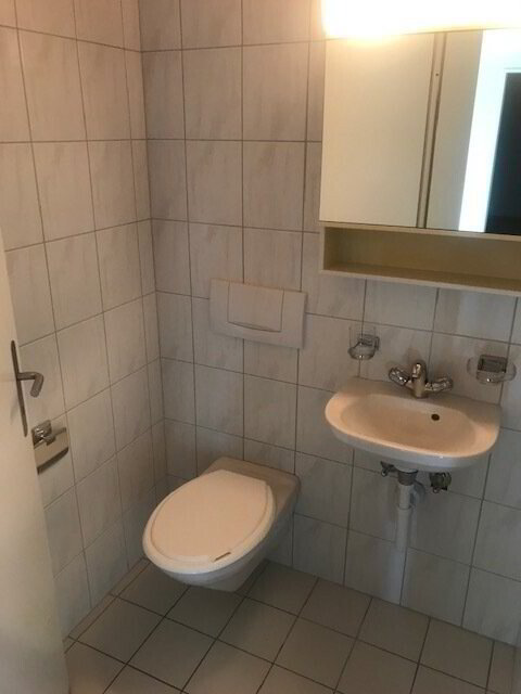 4 rooms Apartment for rent in Lützelflüh-Goldbach - image 1/12