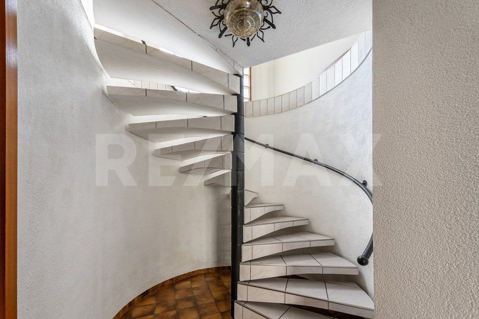 Maison 6.5 pièces à acheter à Retschwil - image 1/13