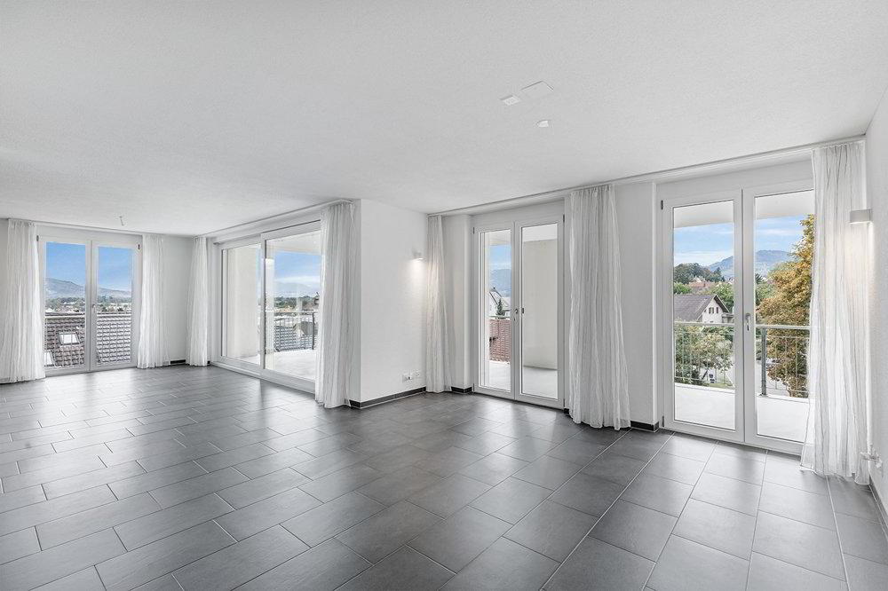 4 Zimmer Wohnung zum verkaufen in Rebstein - Bild 1/10