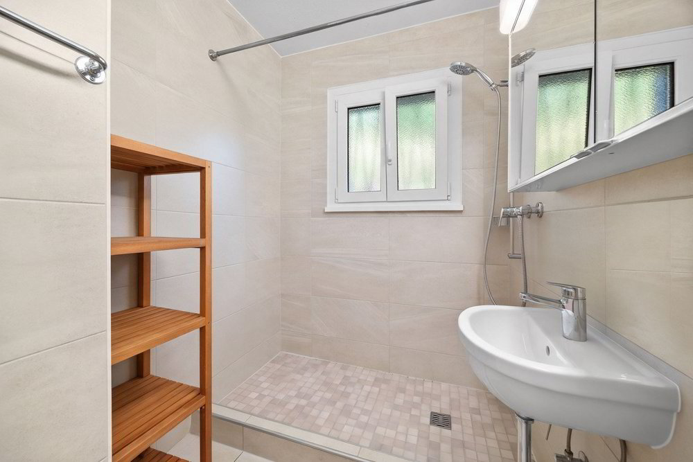 5 rooms House to buy in St-Légier-La Chiésaz - image 1/13