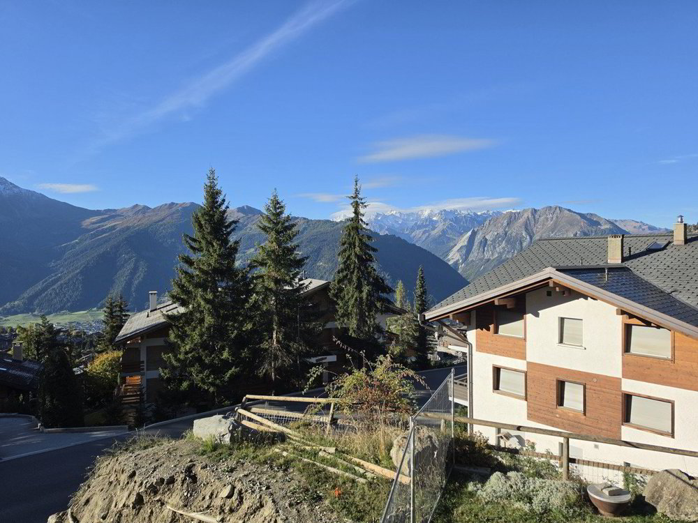 2 rooms Apartment to buy in Verbier - image 1/12