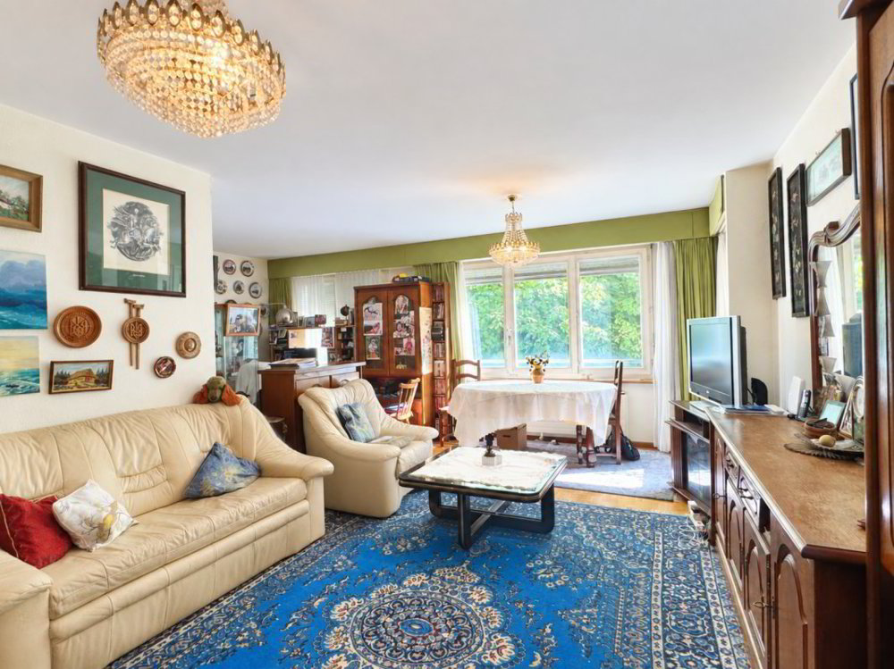 3 rooms Apartment to buy in Le Grand-Saconnex - image 1/2