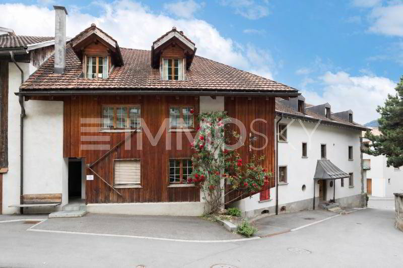 9 rooms House to buy in Haldenstein - image 1/5