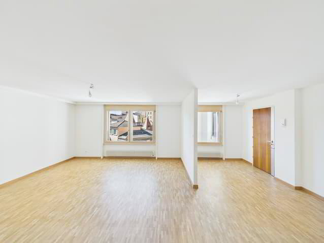 3.5 rooms Apartment for rent in Lausanne - image 1/12