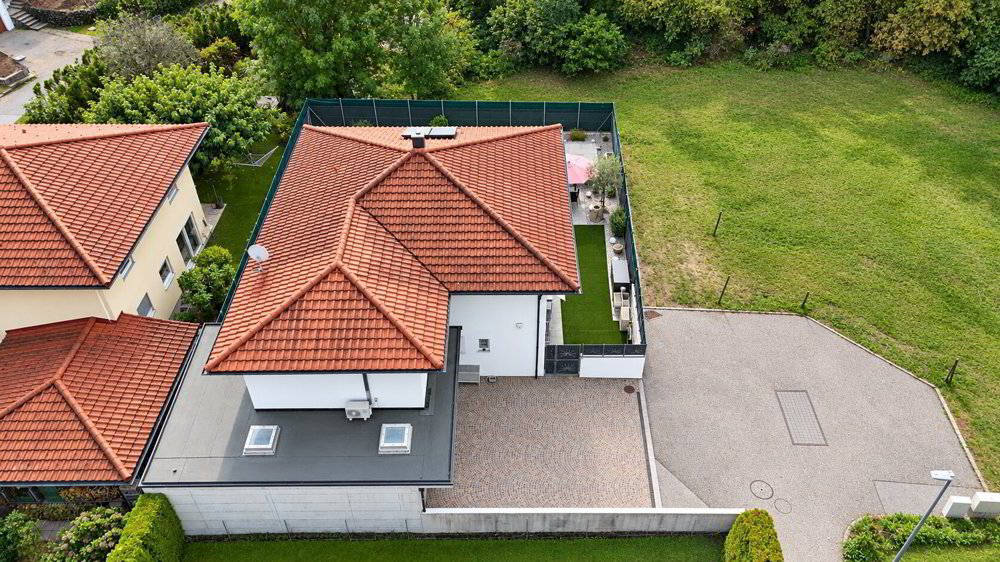 Maison 5.5 pièces à acheter à Pura - image 1/29