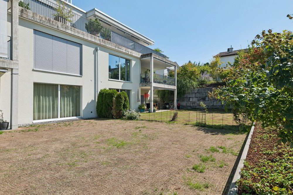 4 rooms Apartment to buy in Port - image 1/13
