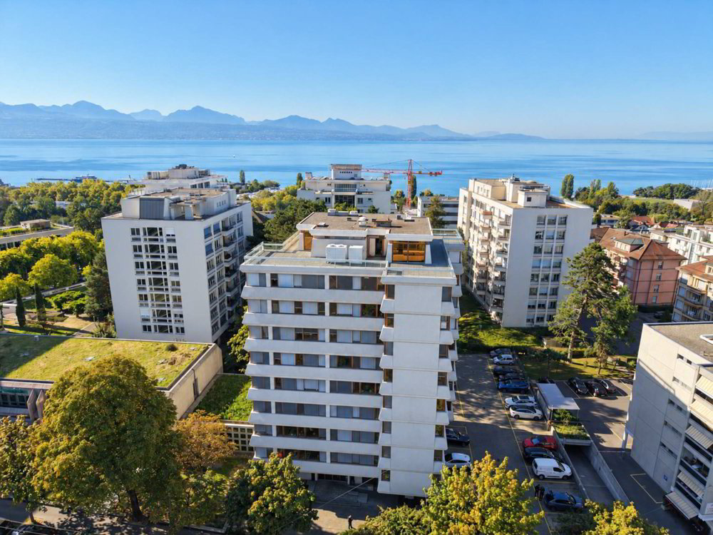 null rooms Office & Commercial for rent in Lausanne - image 1/2