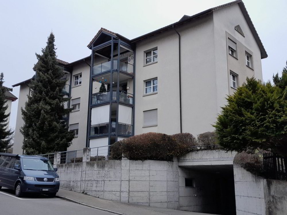 null rooms Car park, garage for rent in Neuhausen am Rheinfall - image 1/1