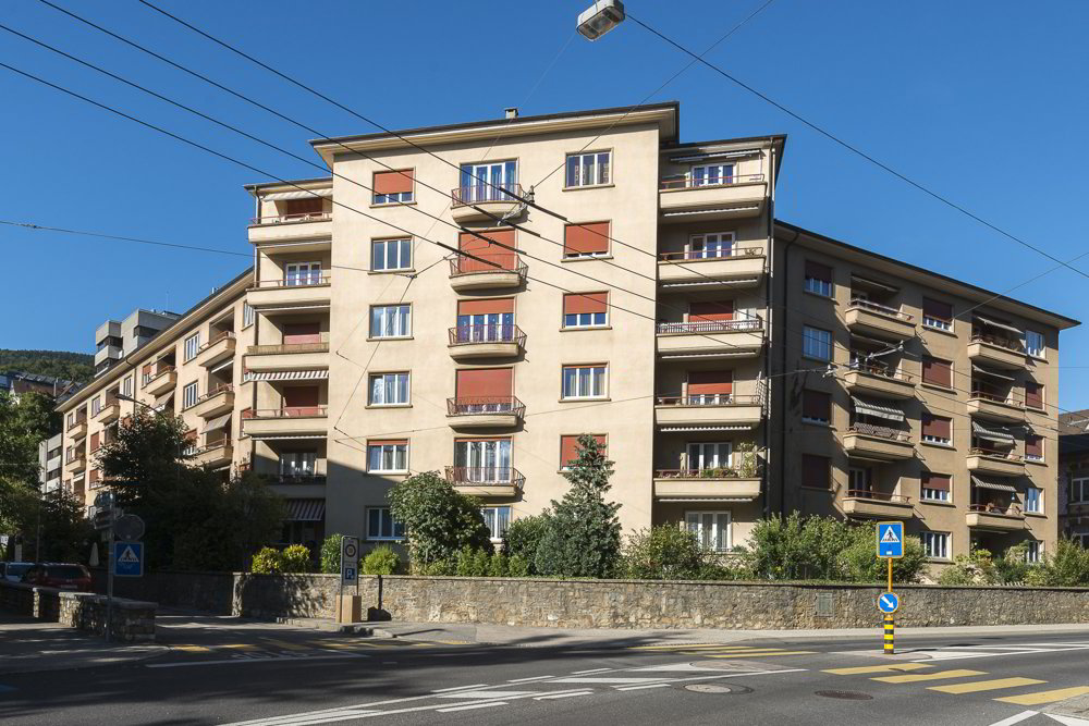 null rooms Car park, garage for rent in Neuchâtel - image 1/1