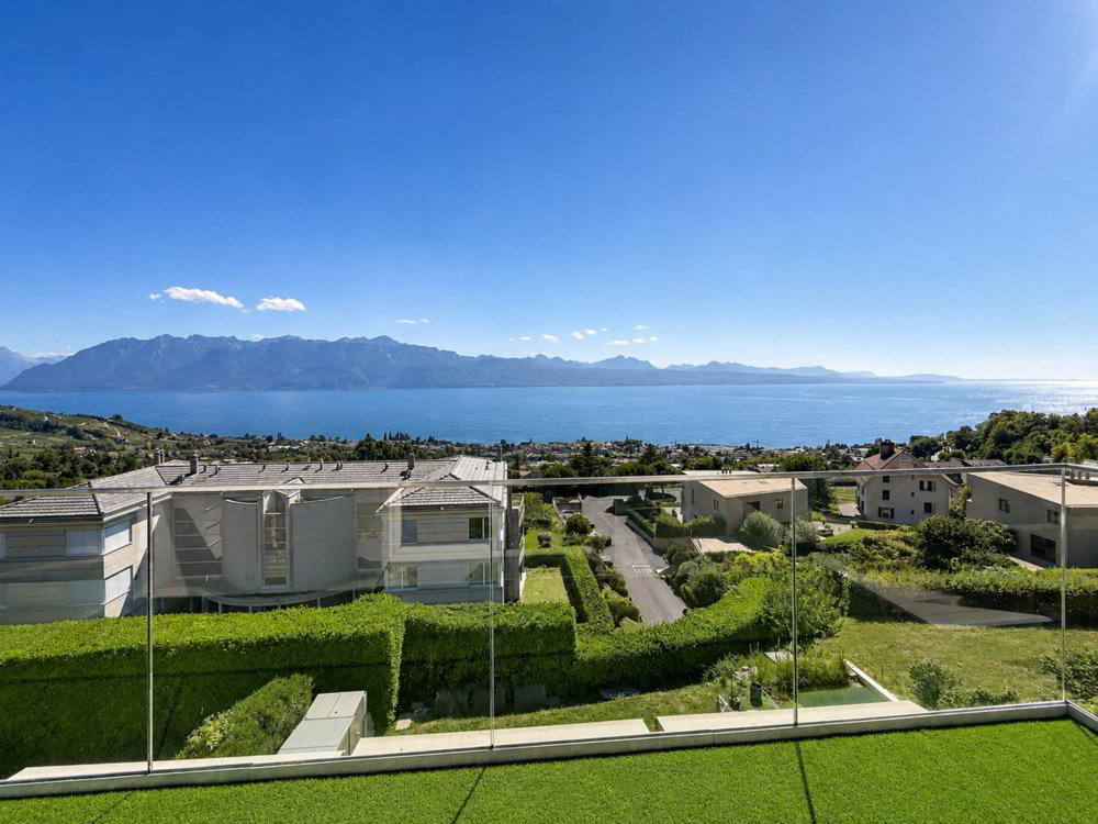 5 rooms Apartment to buy in Lutry - image 1/13