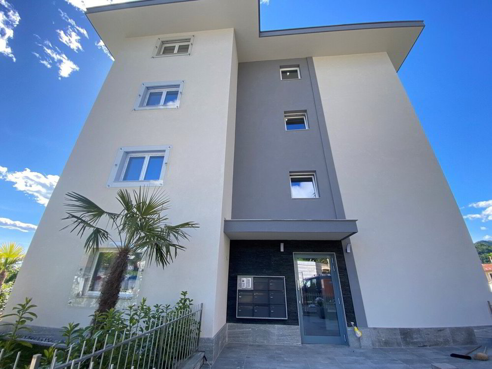 Bureau & Commerce null pièces à louer à Mendrisio - image 1/3
