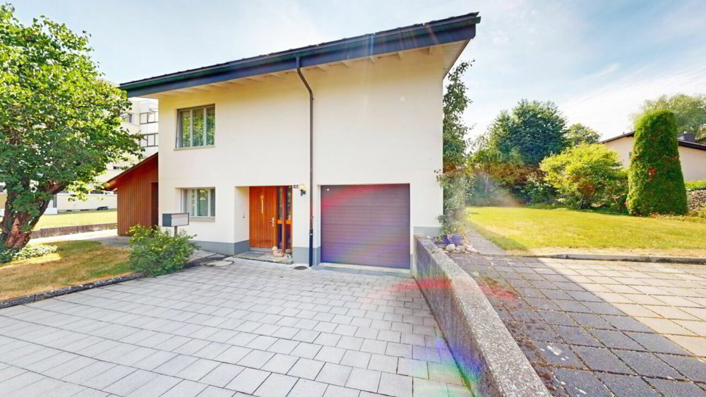 5 rooms House to buy in Huttwil - image 1/13