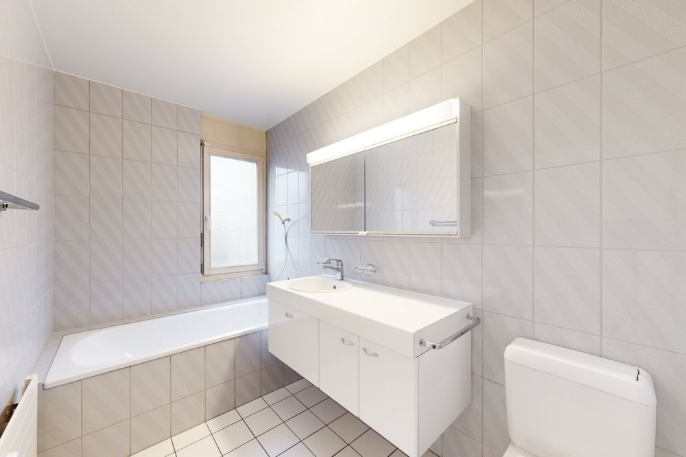 4 rooms Apartment for rent in Allschwil - image 1/9