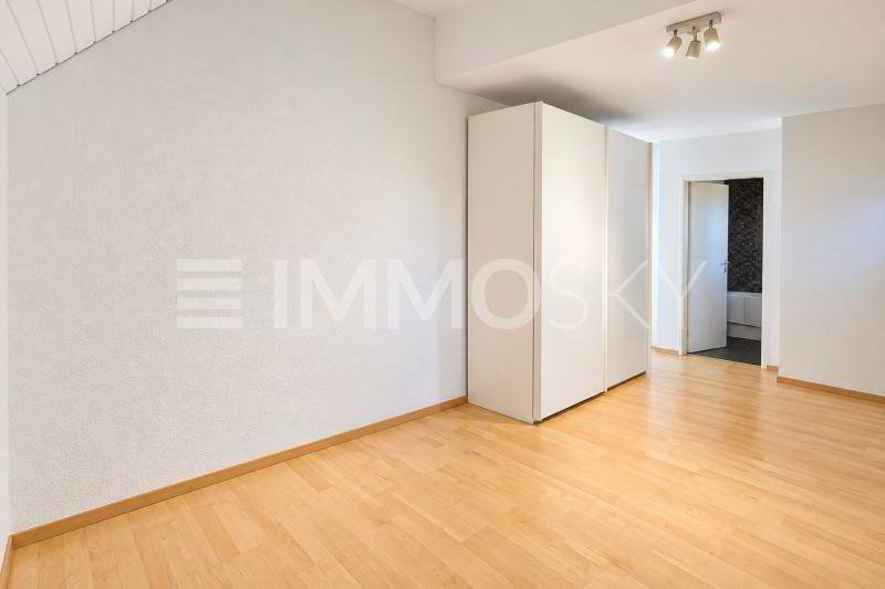 Appartement 5 pièces à louer à Herrliberg - image 1/5