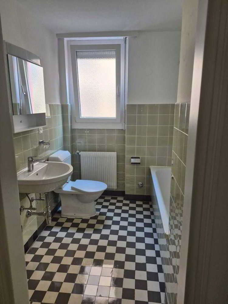 4 rooms Apartment for rent in Locarno - image 1/10