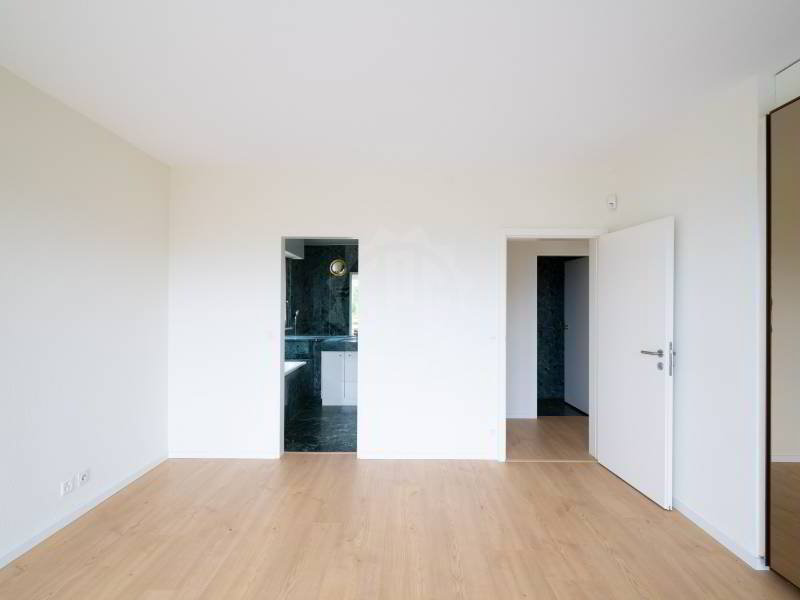 10 rooms House for rent in Cologny - image 1/12